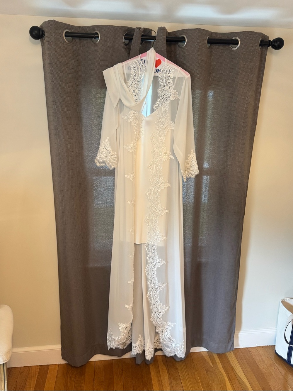 Le Rose White Lace-Trimmed Sheer Bridal Robe and night gown